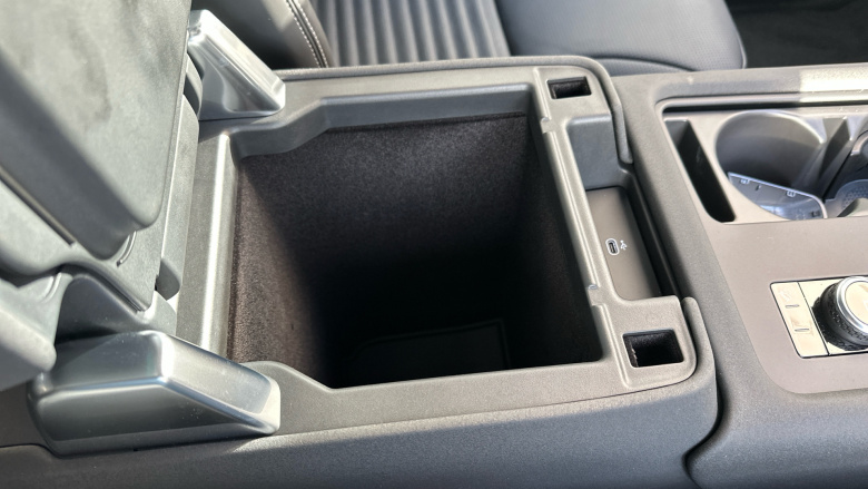 Land Rover Discovery 3.0 D350 Dynamic HSE 5dr Auto Diesel Station Wagon